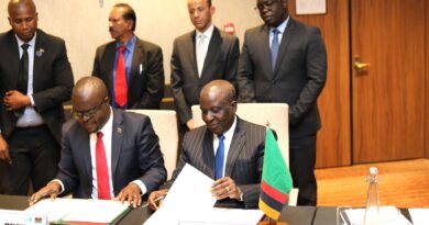 Malawi and Zambia Sign Landmark Agreement to Boost Agricultural Trade 