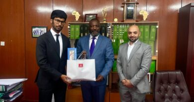 Minister Sikumba Welcomes New Emirates Country Manager, Bids Farewell to Outgoing Executive