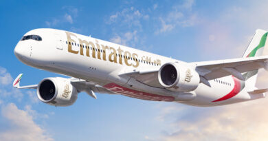 Emirates Orders 8 More A350-900 Jets Worth US$3.4bn at Dubai Airshow